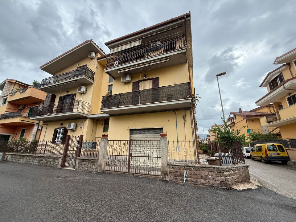 Lejlighed i Guidonia Montecelio, Rome - foto 1