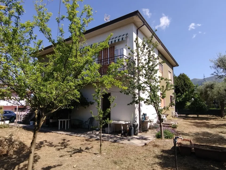 Villa i Castelnuovo Magra, La Spezia - foto 1