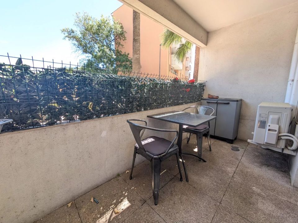 Lejlighed i Cannes-la-Bocca, Alpes-Maritimes - foto 3