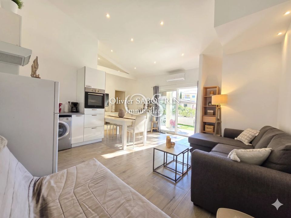 Lejlighed i Roquebrune-sur-Argens, Var - foto 1