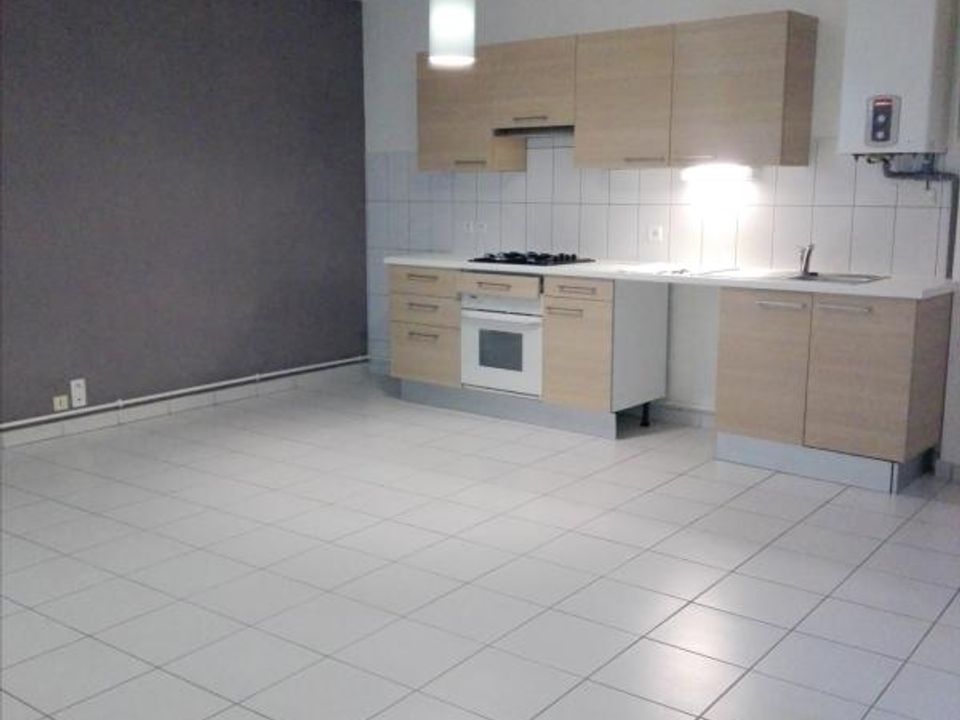 Duplex in Riom, Puy-de-Dome - photo 1