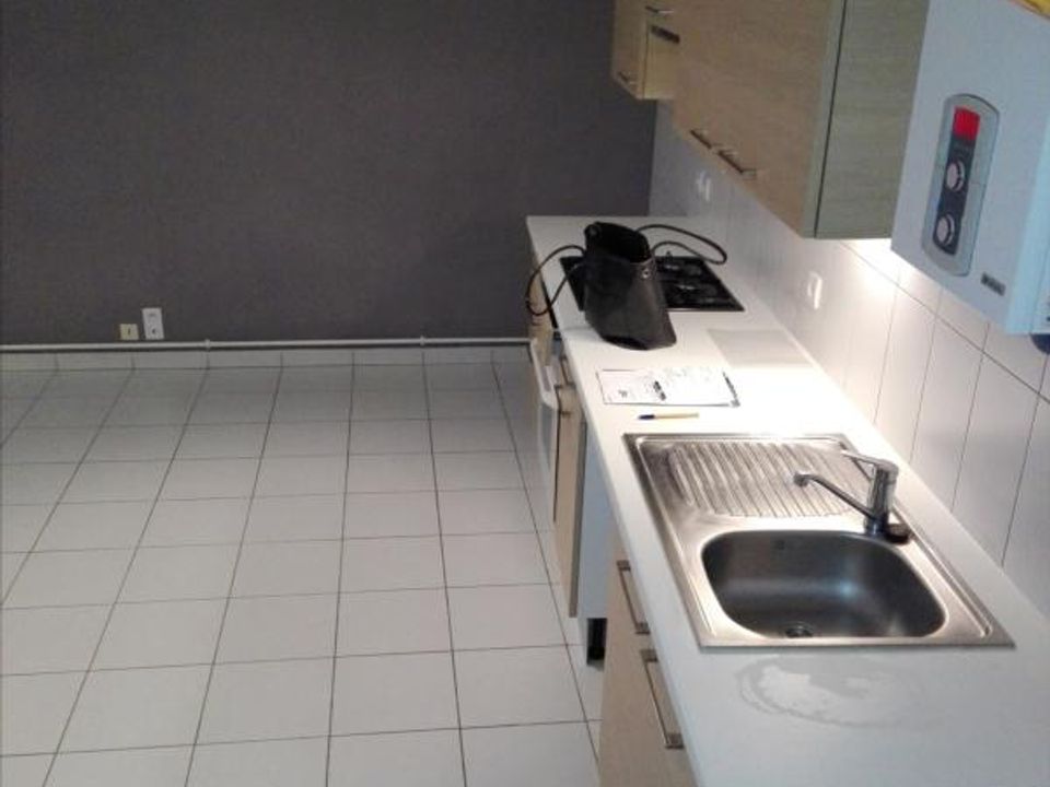 Duplex in Riom, Puy-de-Dome - photo 3