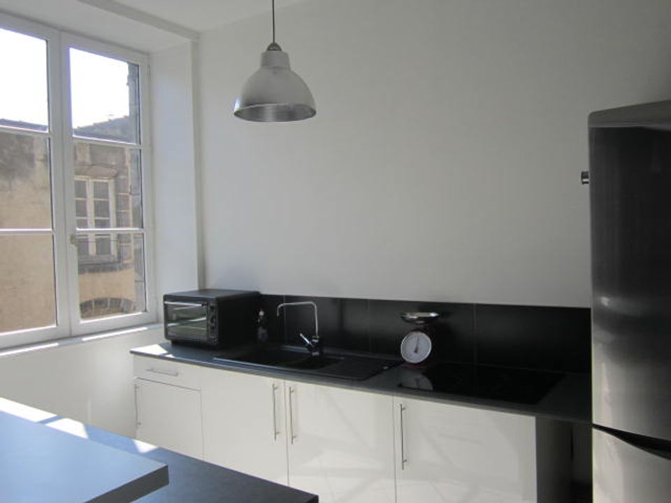Apartment in Riom, Puy-de-Dome - photo 5