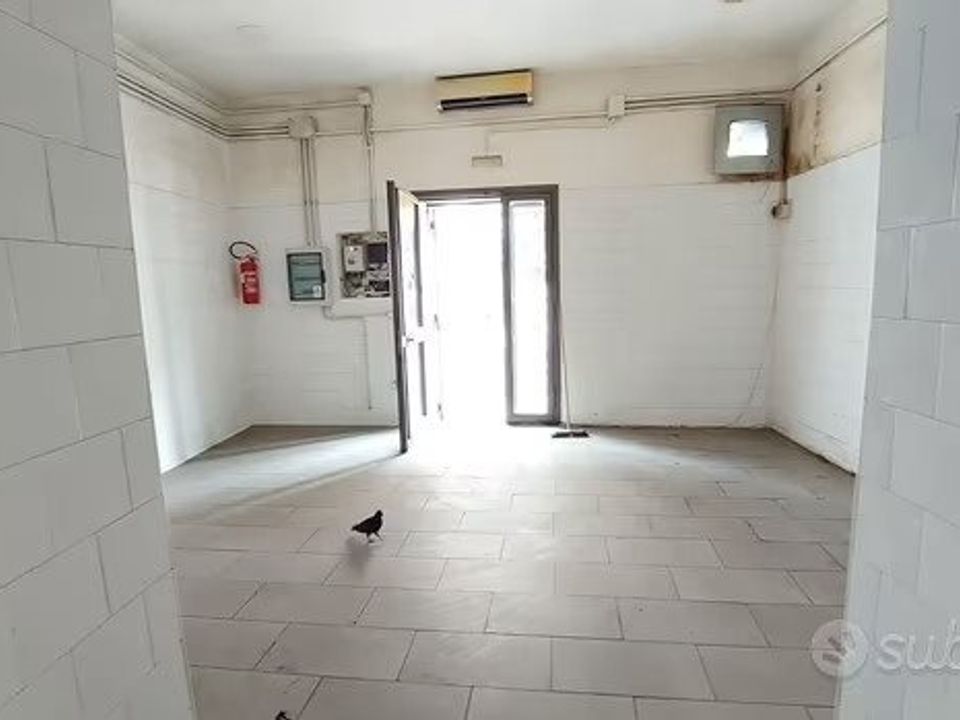 Propriedade comercial em Casalnuovo, Naples - foto 3