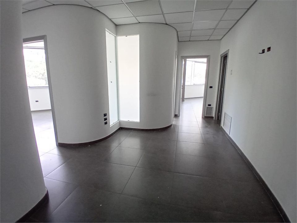 L'establiment comercial a Naples, Naples - foto 1