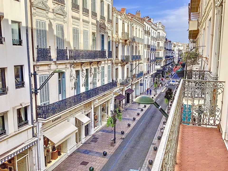 Apartment in Cannes, Alpes-Maritimes - photo 1