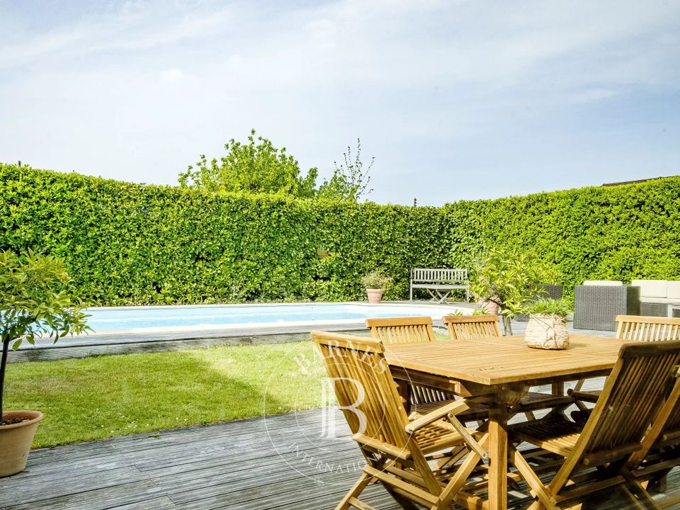 Villa a Le Bouscat, Gironde - foto 1