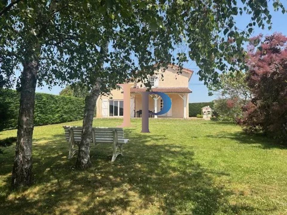 Villa i Pouilly-sous-Charlieu, Loire - foto 5
