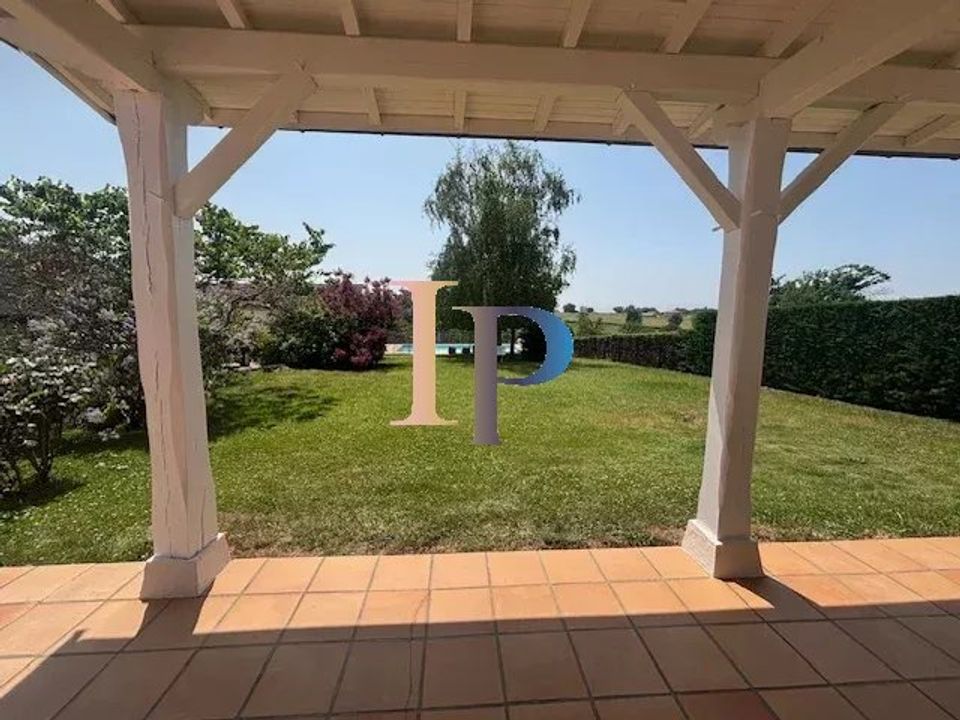 Villa i Pouilly-sous-Charlieu, Loire - foto 4