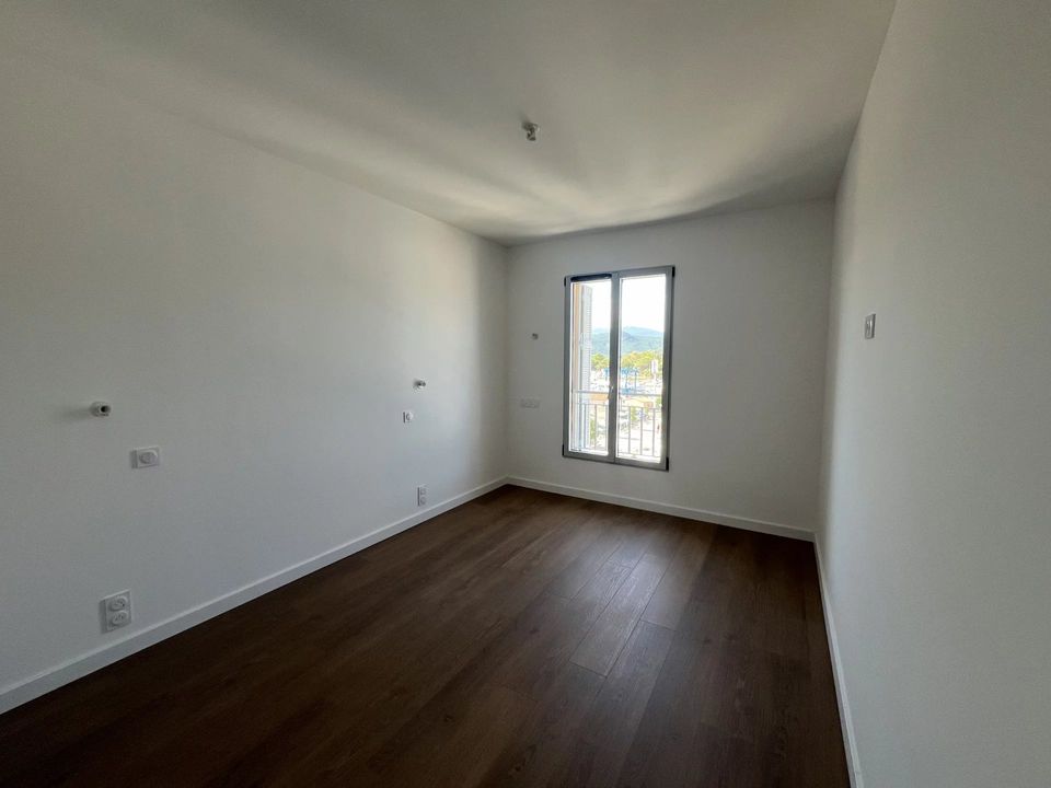 Apartment in Saint-Florent, Haute-Corse - photo 4