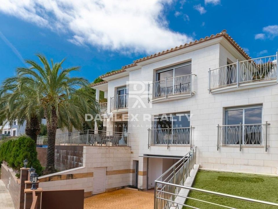 Villa i Lloret De Mar, Gerona - foto 1