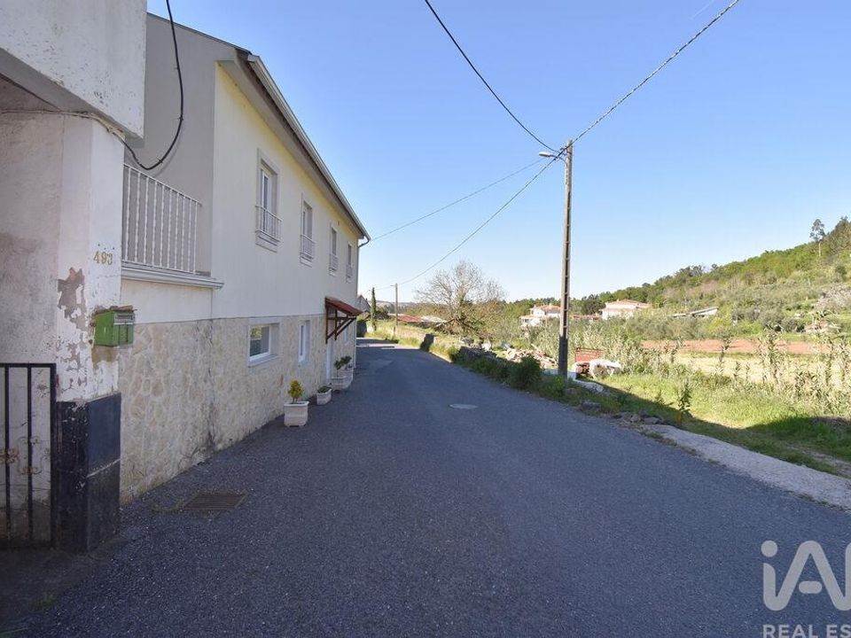 Dom szeregowy: Miranda do Corvo, Coimbra – zdjęcie 2
