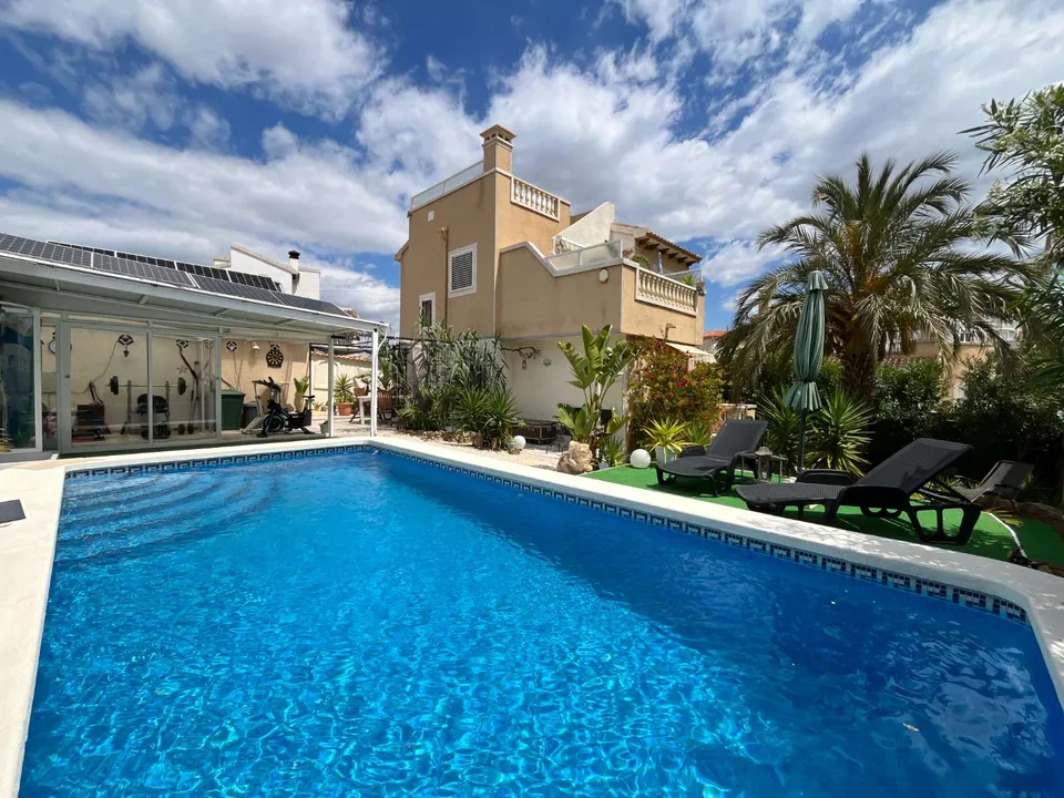 Villa i Orihuela, Alicante - foto 1