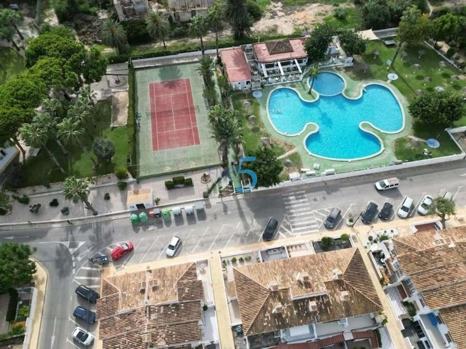 Lejlighed i Los Balcones, Alicante - foto 2