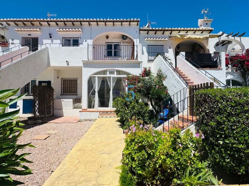 Lejlighed i Los Balcones, Alicante - foto 1