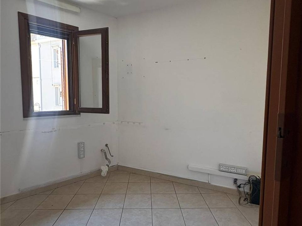 Erhvervsejendom i Casteldaccia, Palermo - foto 2