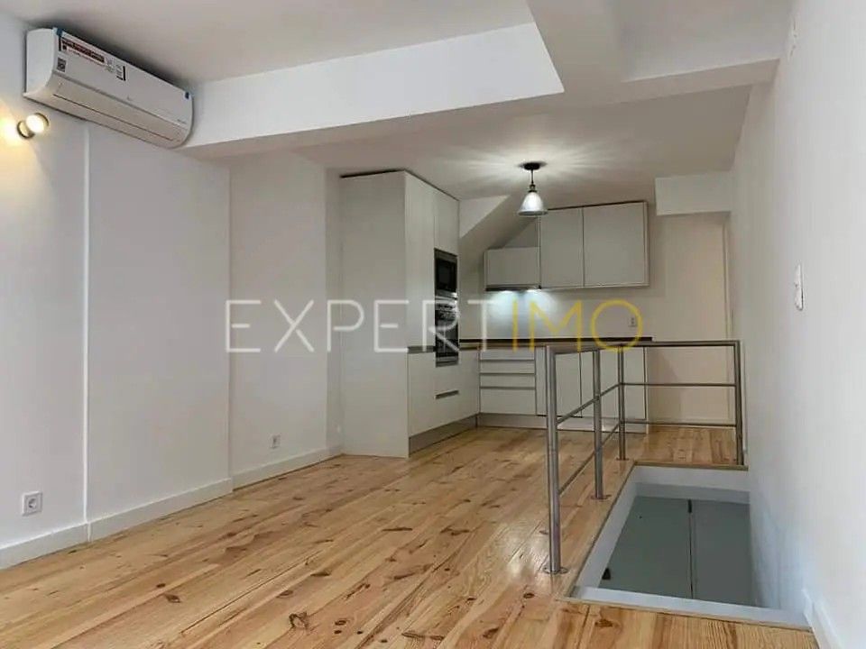 Villa en Amadora, Lisbon - foto 1