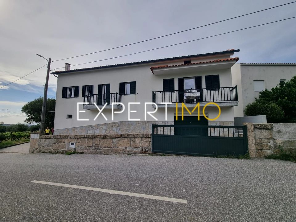 Villa en Gouveia, Guarda - foto 1