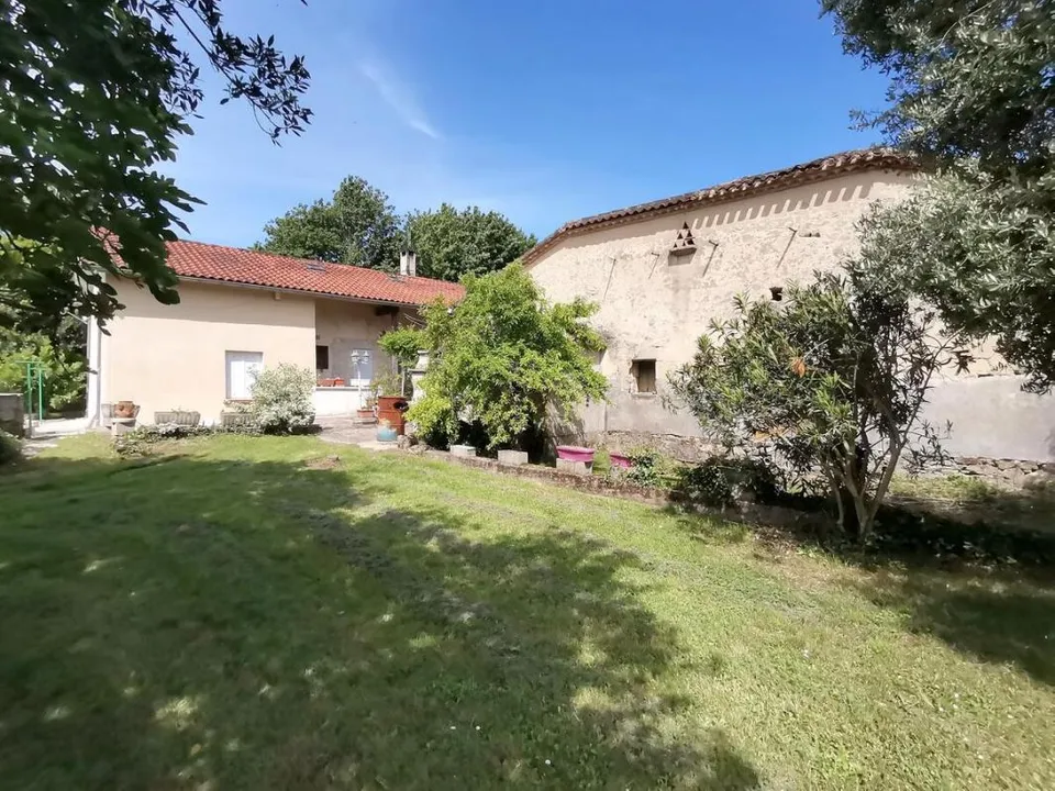 Villa a Monbahus, Lot-et-Garonne - foto 1