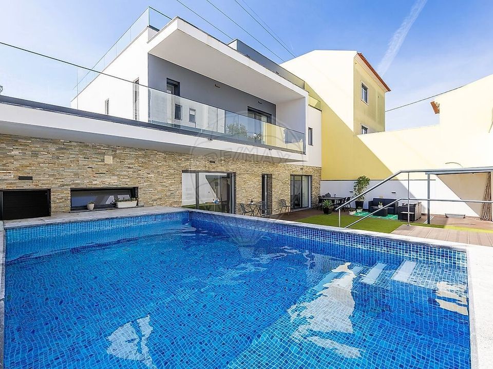 Villa i Odivelas, Lisbon - foto 1
