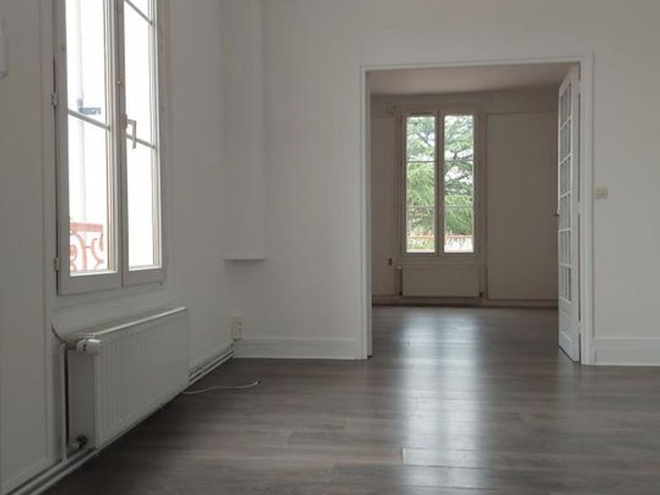 Leilighet i Les Essarts-le-Roi, Yvelines - bilde 1