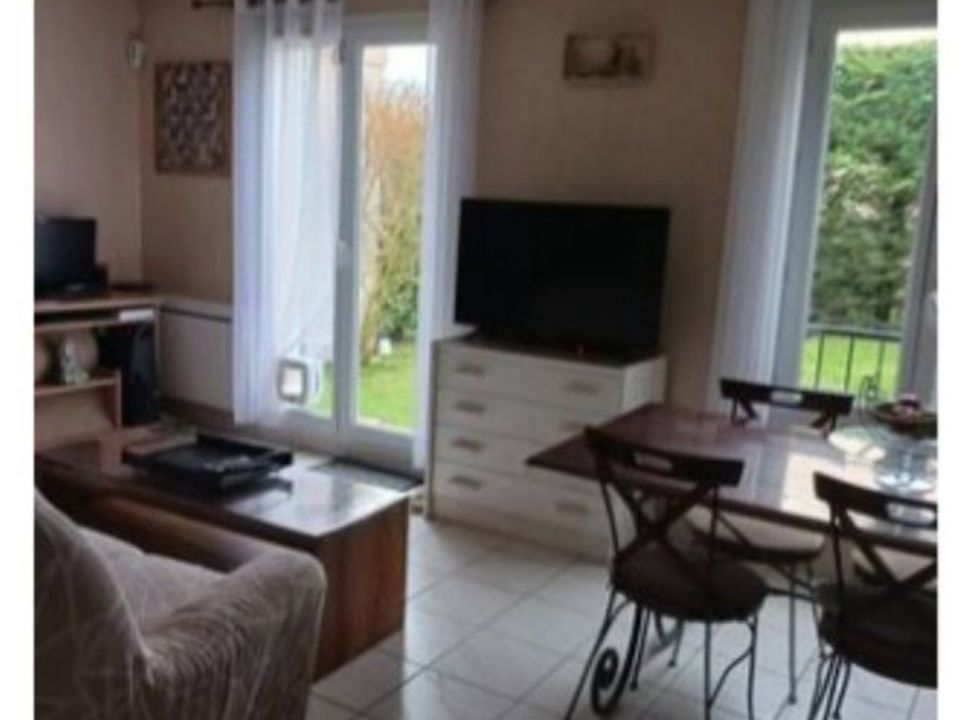 Apartment in Plaisir, Yvelines - photo 5