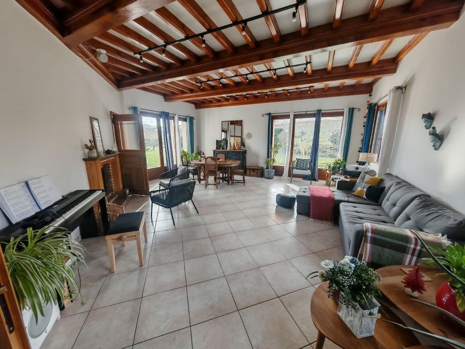 Villa in Cellieu, Loire - photo 3