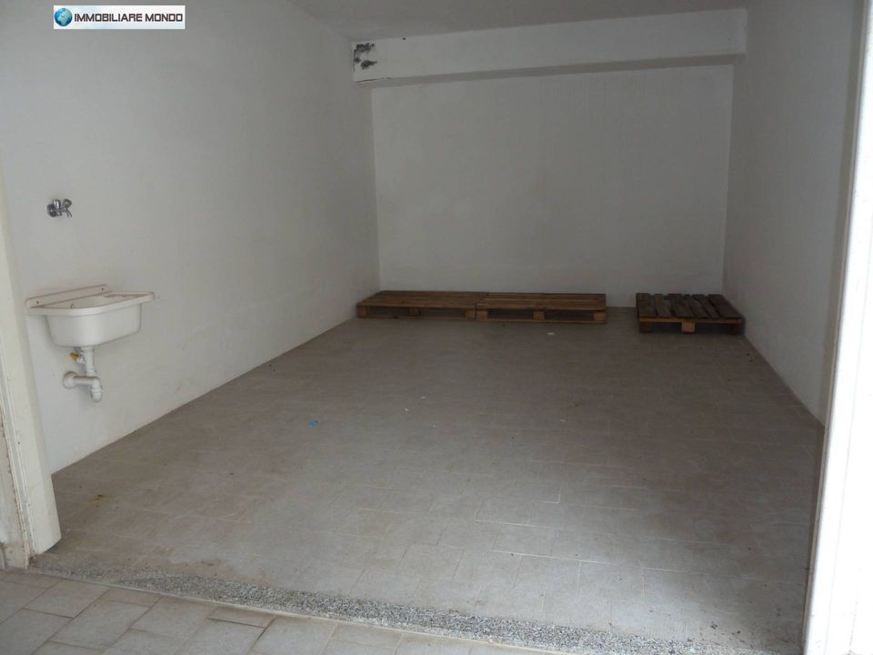 Parkeringsplads i Termoli, Campobasso - foto 2