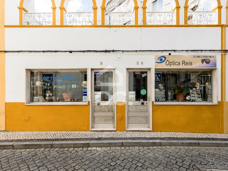 Erhvervsejendom i Elvas, Portalegre - foto 1