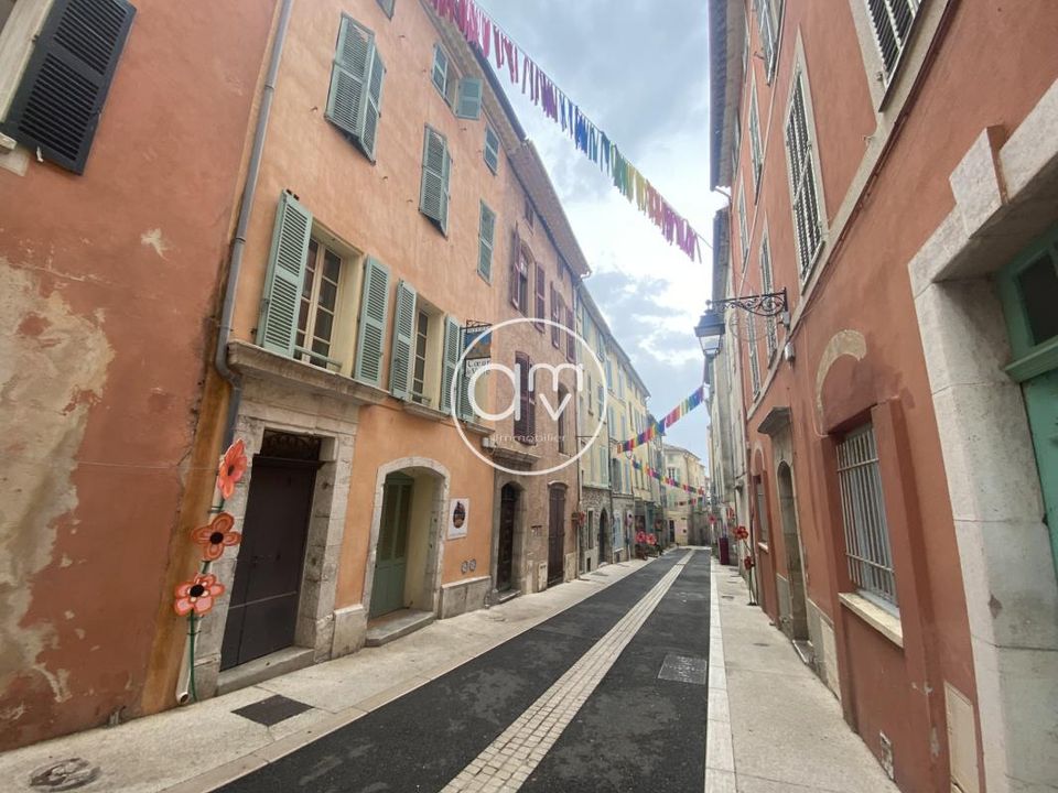 L'establiment comercial a Hyeres, Var - foto 1