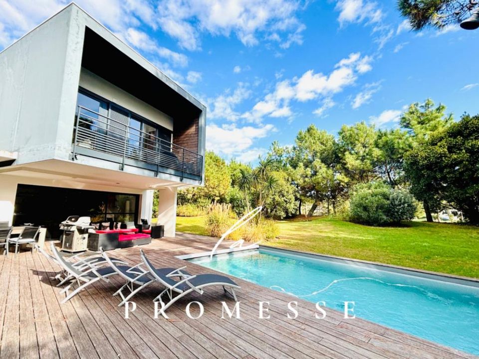 Villa i Anglet, Pyrenees-Atlantiques - bilde 1