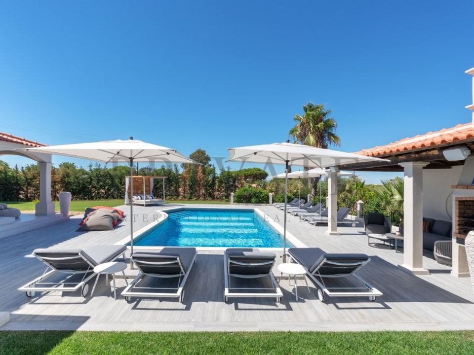 Villa a Almancil, Faro - foto 1