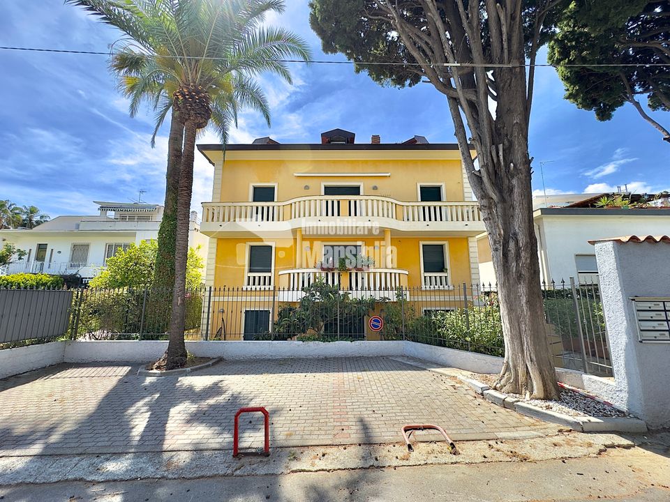 Lejlighed i Sanremo, Imperia - foto 1