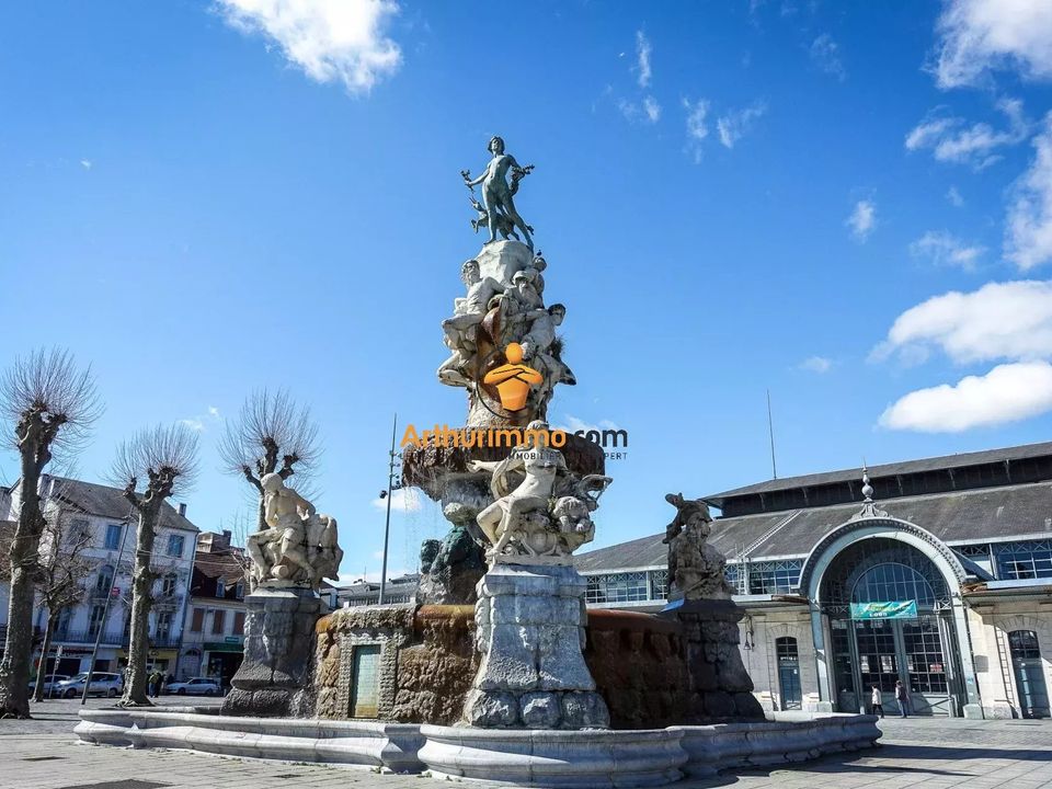 L'establiment comercial a Tarbes, Hautes-Pyrenees - foto 1
