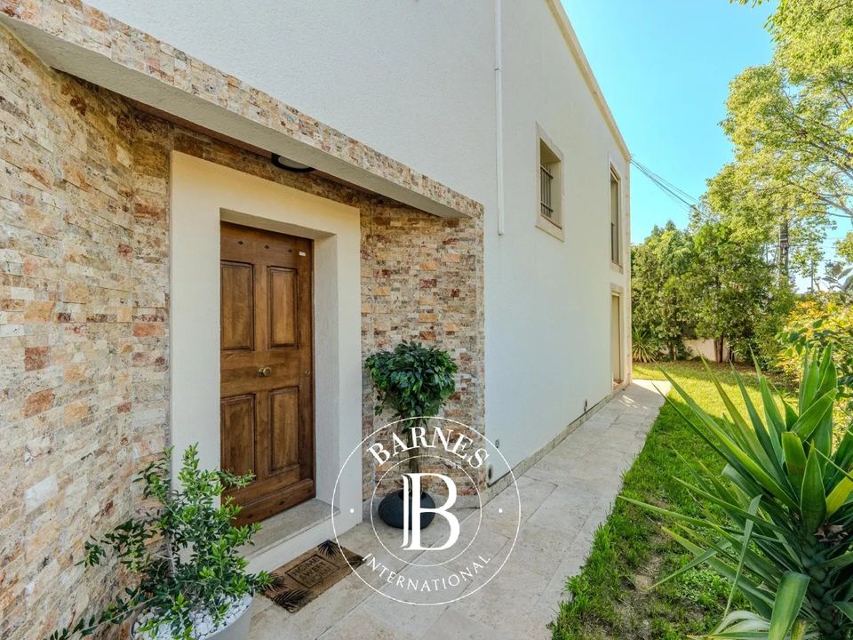 Byhus i Aix-en-Provence, Bouches-du-Rhone - foto 1
