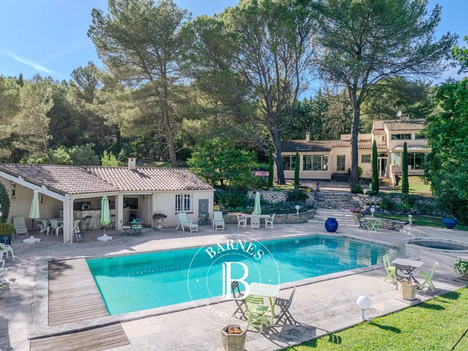 Villa i Rognes, Bouches-du-Rhone - foto 1