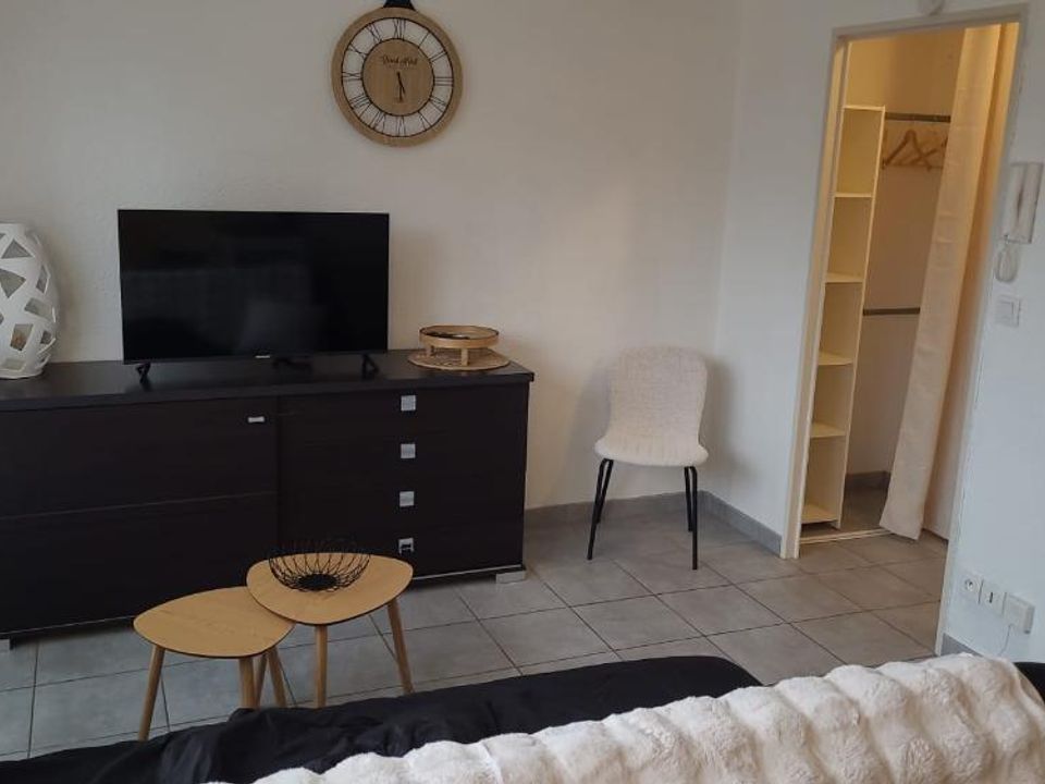 Apartment in Amiens, Somme - photo 5