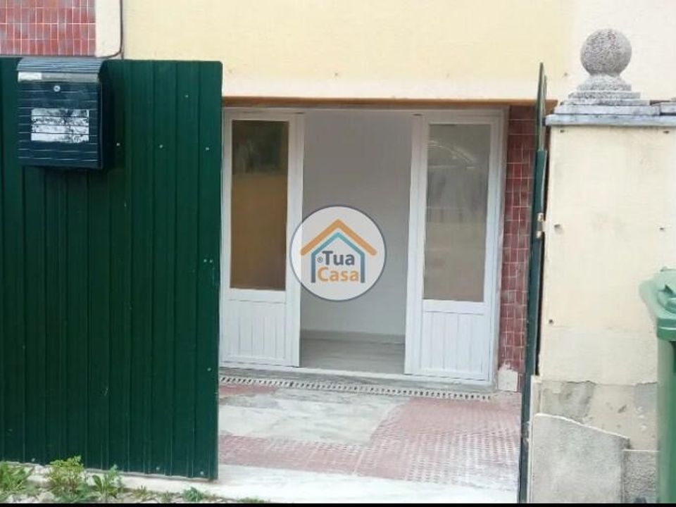 Erhvervsejendom i Seixal, Setubal - foto 1