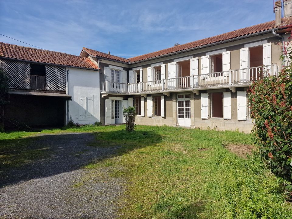 Villa i Vic-en-Bigorre, Hautes-Pyrenees - foto 1