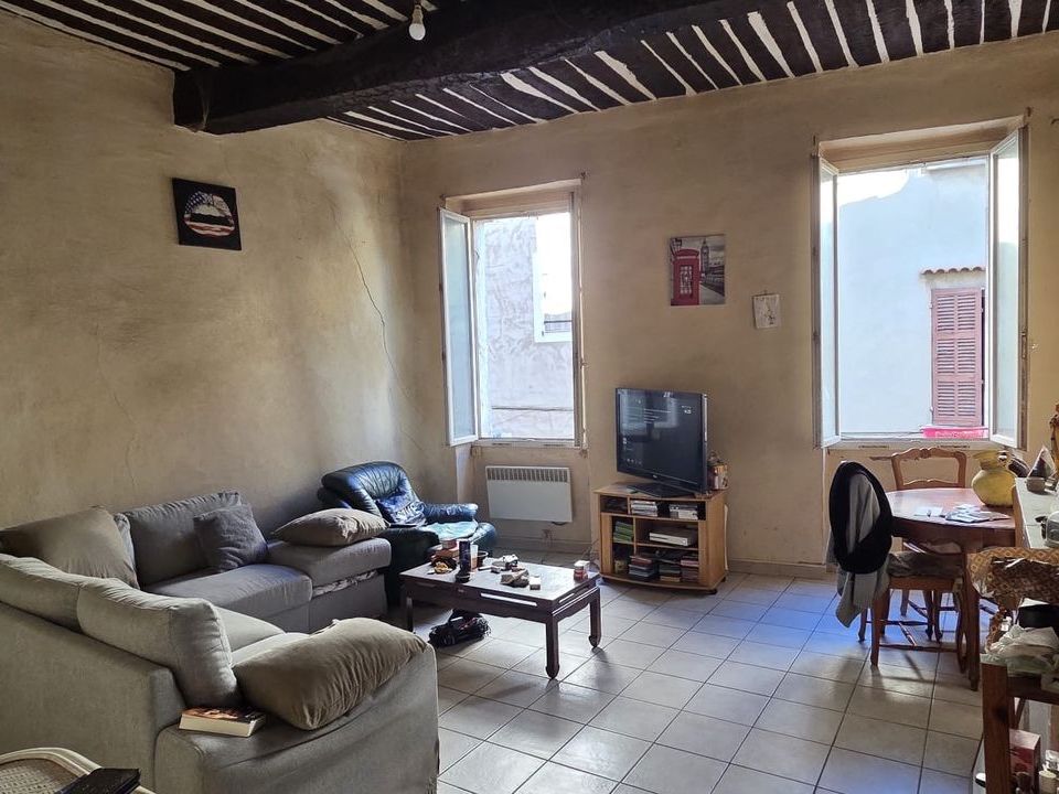 Lejlighed i Cuges-les-Pins, Bouches-du-Rhone - foto 3