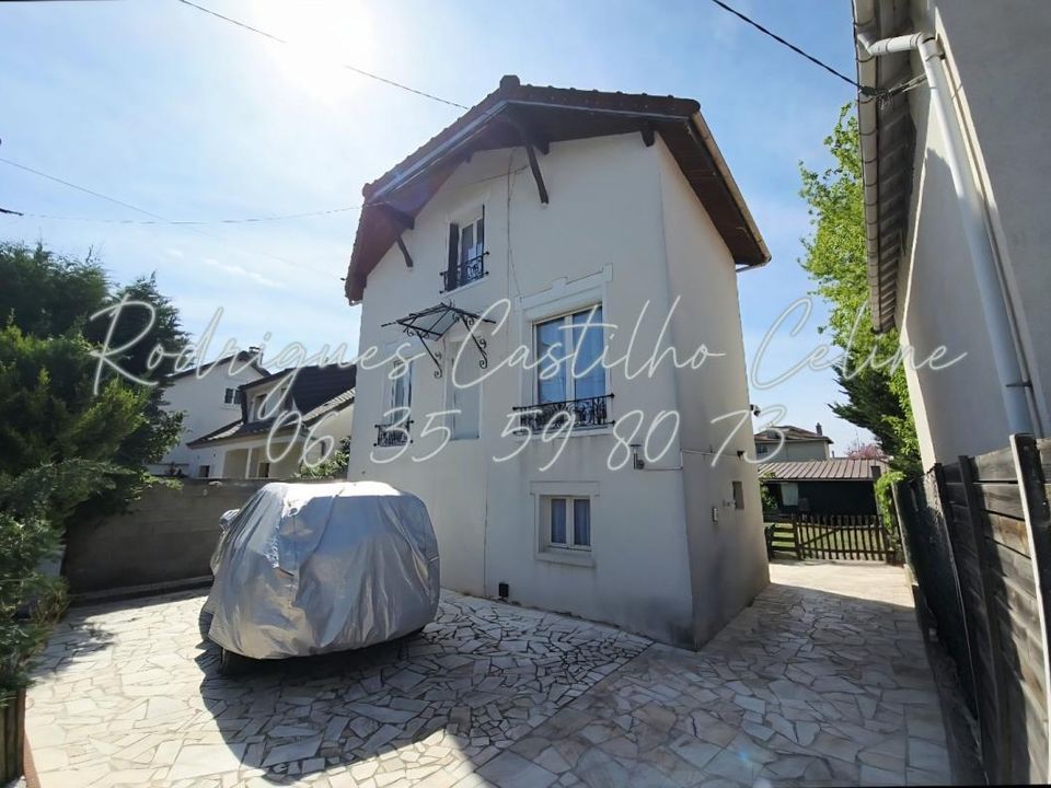 Villa i Aulnay-sous-Bois, Seine-Saint-Denis - foto 1