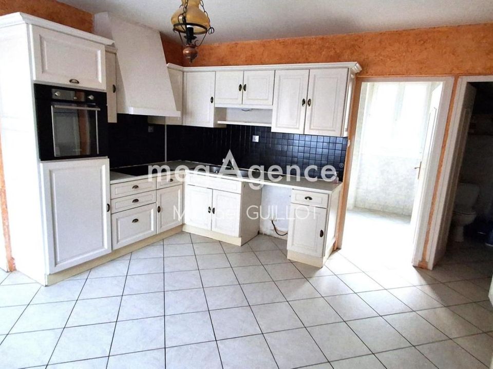 Villa i Pont-d'Ain, Ain - foto 1
