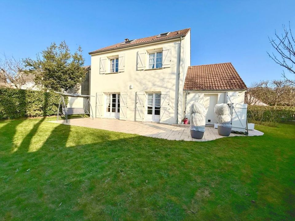 Villa i Nandy, Seine-et-Marne - foto 1