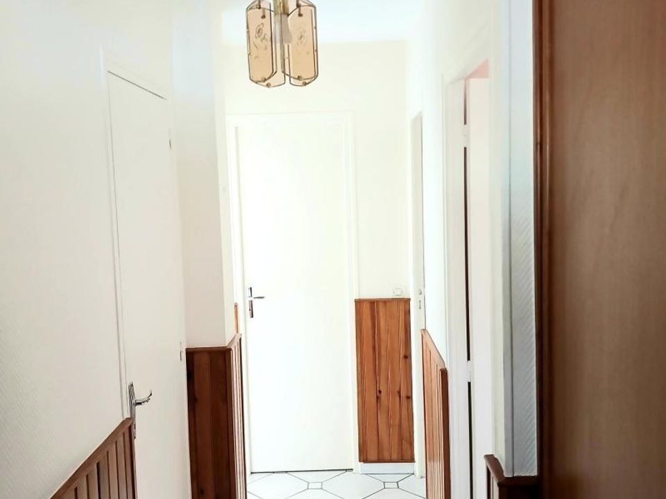 Bungalow i Bondy, Seine-Saint-Denis - foto 4