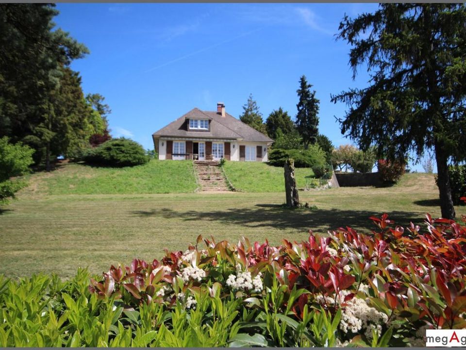 Bungalow i Aubigne-Racan, Sarthe - foto 1