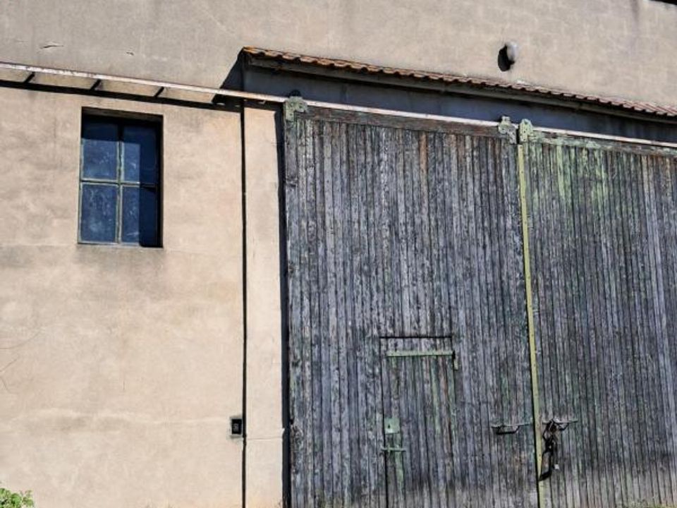 Parkeringsplads i Lapalisse, Allier - foto 3