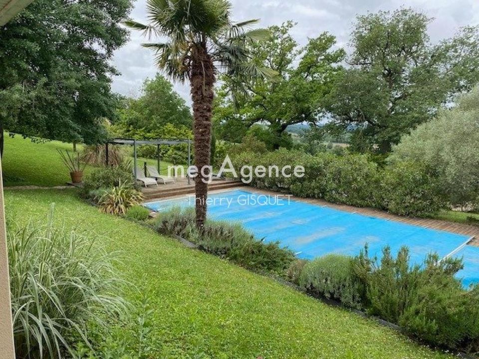 Villa i Mirambeau, Charente-Maritime - foto 1