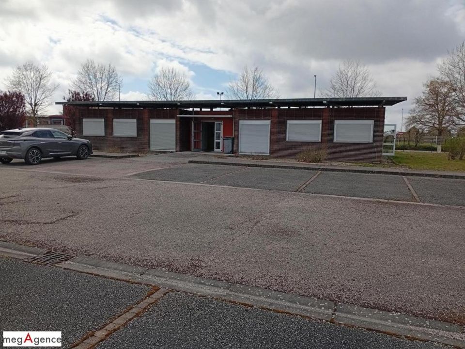 Erhvervsejendom i Varennes-sur-Allier, Allier - foto 1