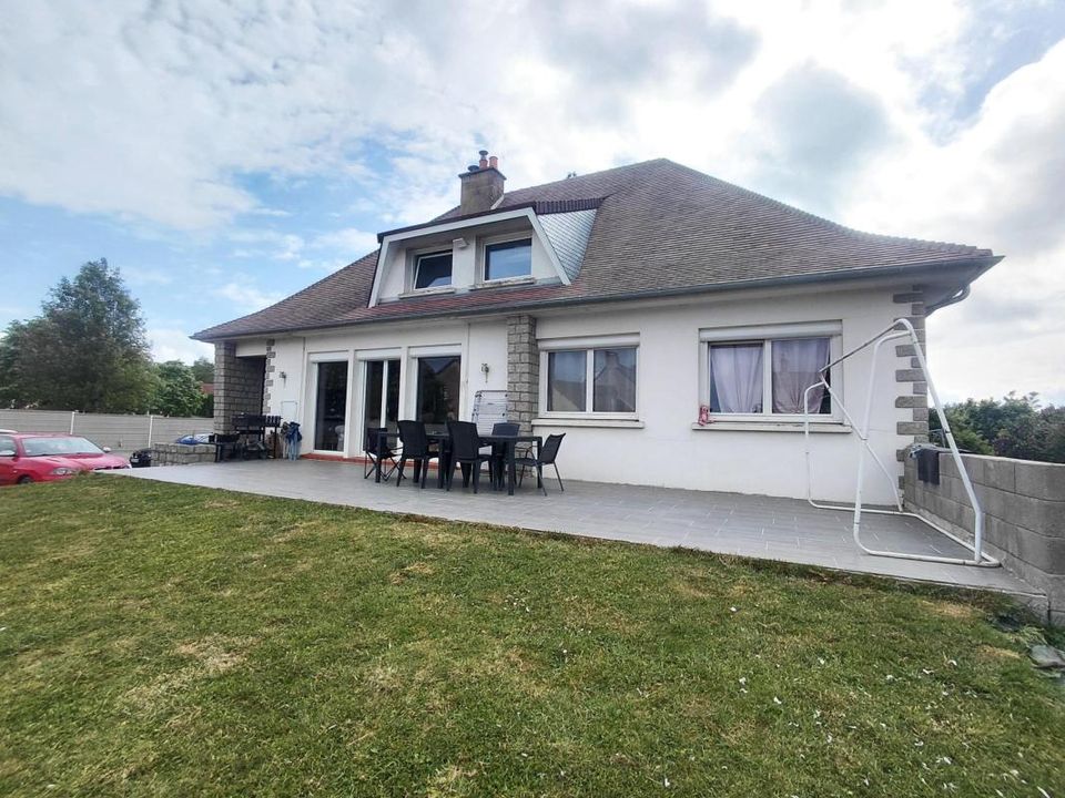 Villa i Gesnes-le-Gandelin, Sarthe - bilde 1