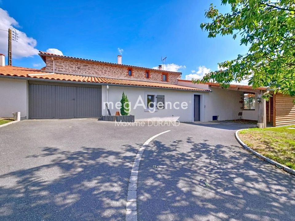 Villa i Mortagne-sur-Sèvre, Vendee - foto 1